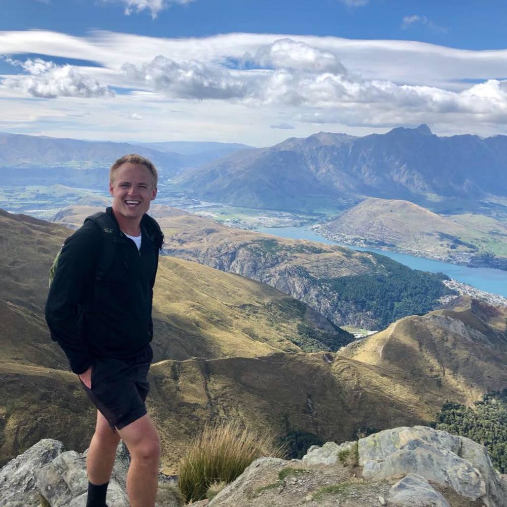 Meet your Posher, Eric